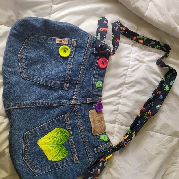 Custom upcycle Jean Denim Shoulder bag - Picture 5 of 9